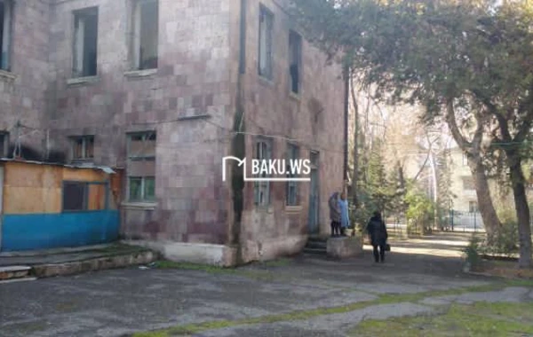 Uçuq-sökük sinif otaqları, xarabalığa çevrilmiş məktəb - FOTO\VİDEO