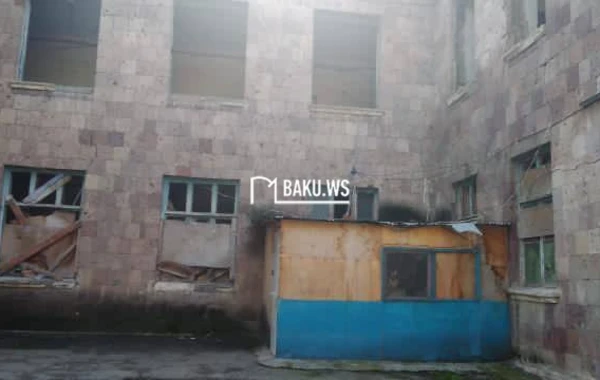 Uçuq-sökük sinif otaqları, xarabalığa çevrilmiş məktəb - FOTO\VİDEO