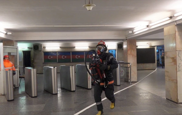 FHN metroda təlim keçirdi - FOTO\VİDEO