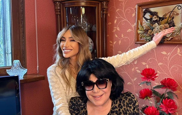 Röya Flora Kərimova ilə barışıb - FOTO