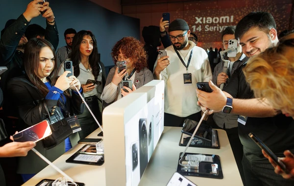 Azərbaycanda yeni Xiaomi 14 smartfonunun satışına start verildi: İlk alıcılar onu endirimlə ala bilərlər - FOTO