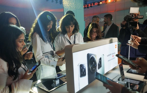 Azərbaycanda yeni Xiaomi 14 smartfonunun satışına start verildi: İlk alıcılar onu endirimlə ala bilərlər - FOTO