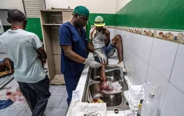 Haitidə Prezident sarayına hücum olub, şiddətli döyüşlər baş verib - FOTO