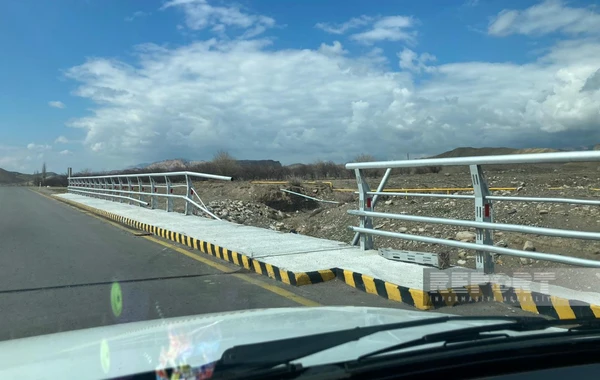 Ordubadda avtomobil çaya aşıb, sürücü və bir ailənin üç üzvü xəsarət alıb - FOTO