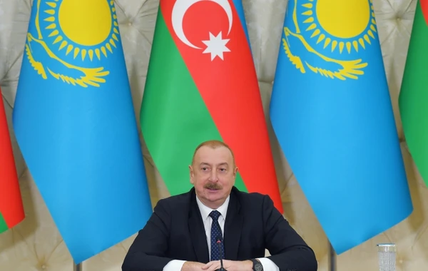 Президенты Азербайджана и Казахстана выступили с заявлениями для прессы - ФОТО