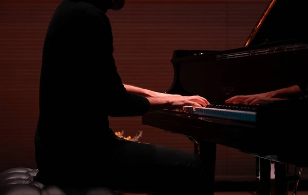 "Yelo Bank"da Qadınlar Günü möhtəşəm konsertlə qeyd edilib - FOTO