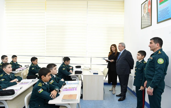 Misir Mərdanov DSX Xüsusi Məktəbinin qonağı olub - FOTO/VİDEO