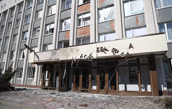 В здание администрации Белгорода врезался украинский беспилотник - ВИДЕО