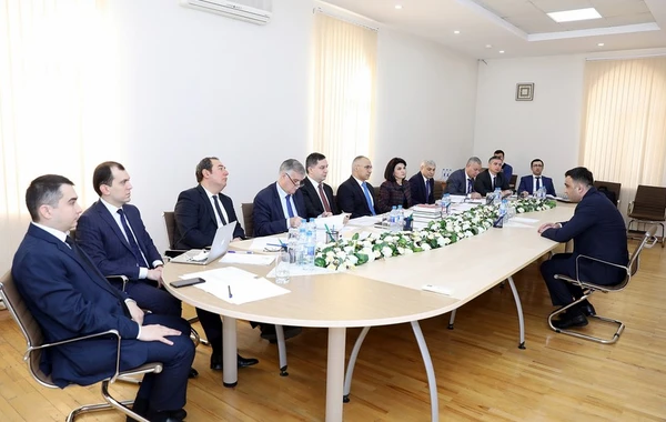 Hakimliyə namizədlərlə yekun müsahibələr keçirilib