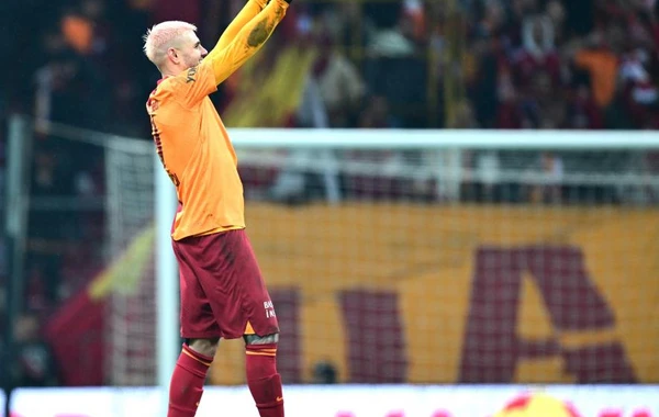 Mauro İkardi "Qalatasaray"ın tarixinə düşdü