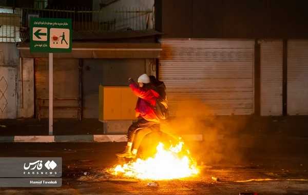 İranda çərşənbə mərasimlərində 26 nəfər həyatını itirdi - FOTO