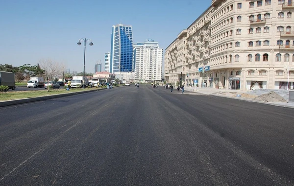 8 Noyabr prospektindən istifadə edənlərin NƏZƏRİNƏ - Martın 15-dən...