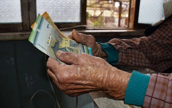 Bu qadınlar pensiyaya daha tez çıxa biləcəklər
