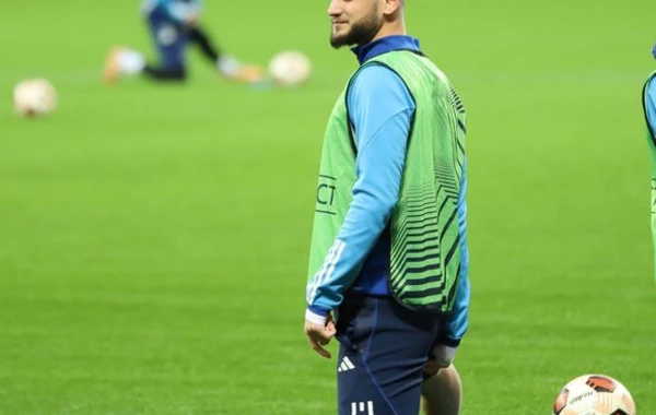 “Qarabağ” “Bayer”lə oyundan əvvəl məşqə çıxıb - FOTO