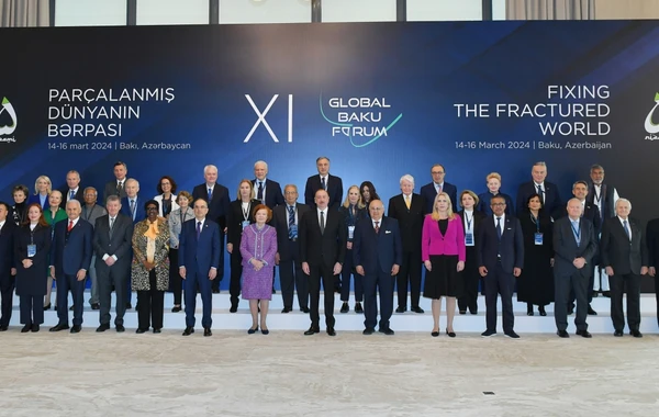 Bakıda XI Qlobal Bakı Forumu işə başlayıb, İlham Əliyev iştirak edib - YENİLƏNİB + FOTO