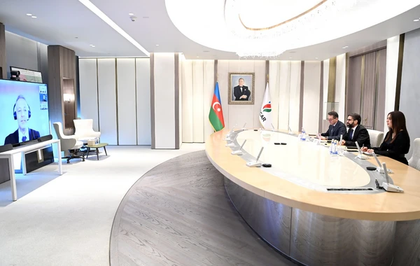 SOCAR-ın prezidenti Dünya İqtisadi Forumunun nümayəndələri ilə görüşüb