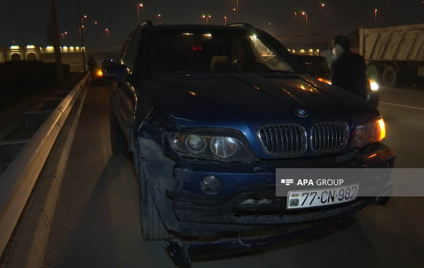 Aeroport yolunda 3 maşın toqquşub - Xəsarət alan var - FOTO