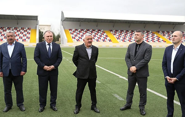 AFFA prezidenti Ağsu şəhər stadionuna baxış keçirib - FOTO