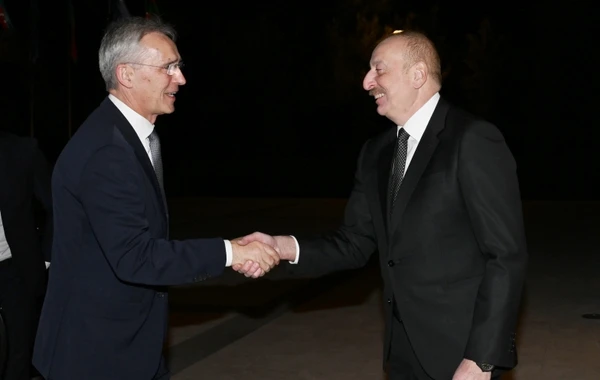 Prezident İlham Əliyevin Yens Stoltenberqlə təkbətək görüşü başlayıb - FOTO - YENİLƏNİB