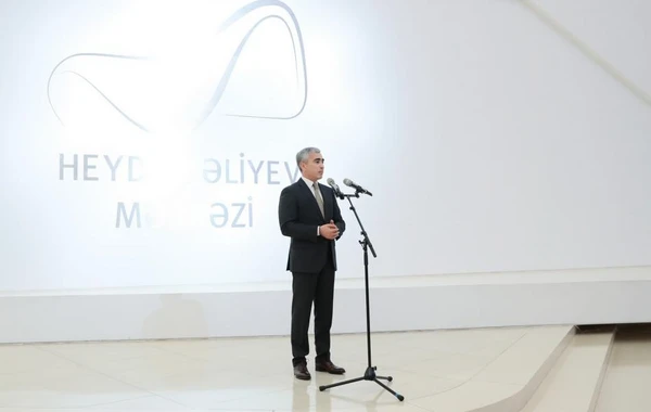 Мехрибан Алиева приняла участие в открытии выставки, посвященной Узбекистану - ФОТО