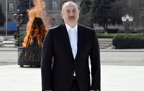 İlham Əliyev Xankəndi şəhərində Novruz tonqalını alovlandırıb - YENİLƏNİB - FOTO