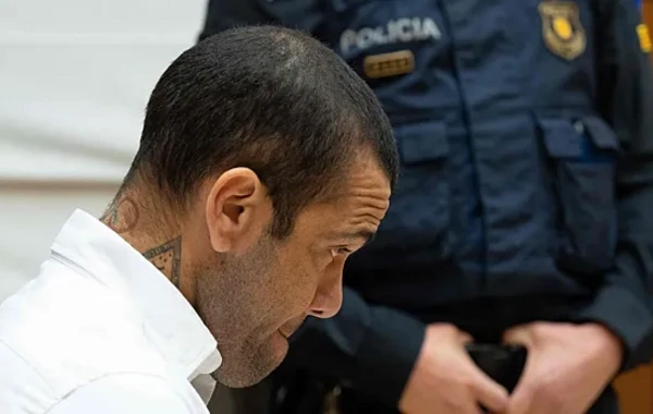 Barselona məhkəməsi Dani Alveşi azadlığa buraxıb