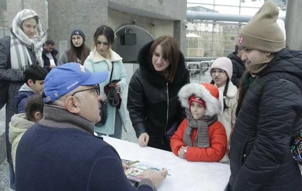 Bakı metrosunda Novruz şənliyi keçirilib - FOTO