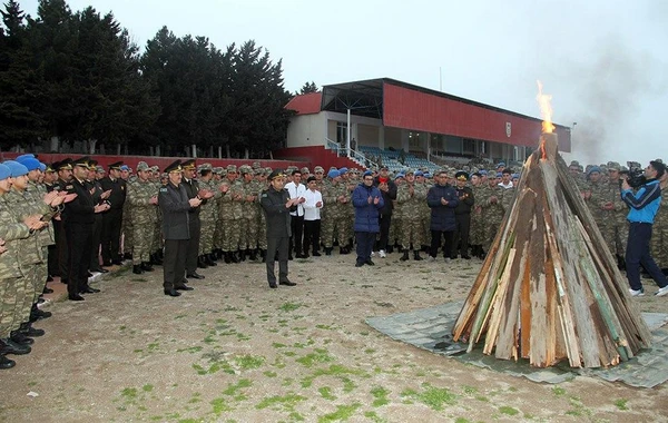 Azərbaycan Ordusu Novruz bayramını qeyd edib - FOTO/VİDEO