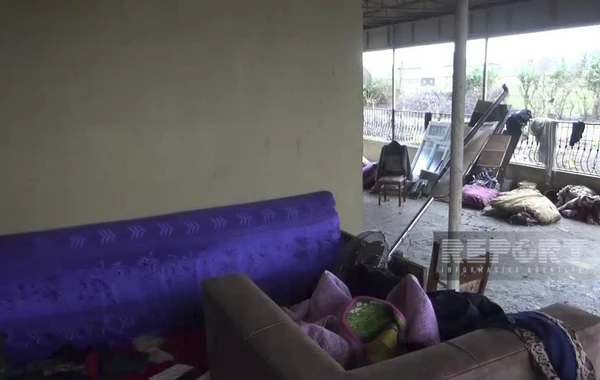 Cəlilabadda evi qarət edib yandırdılar - FOTO