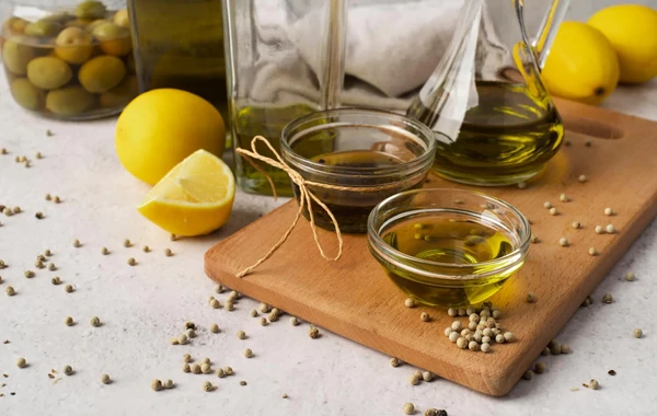 Zeytun yağının içinə limon sıxıb içsəniz...