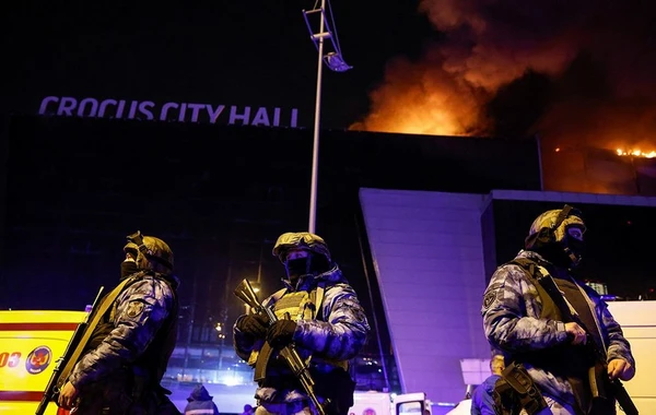“Krokus siti holl”dakı terror aktını törədənlərin kimliyi hələ də bəlli deyil
