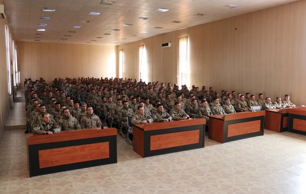 Hərbi Prokurorluq işçiləri DİN-in yüksək rütbəli vəzifəli şəxsləri ilə birgə hərbi hissələrdə olublar