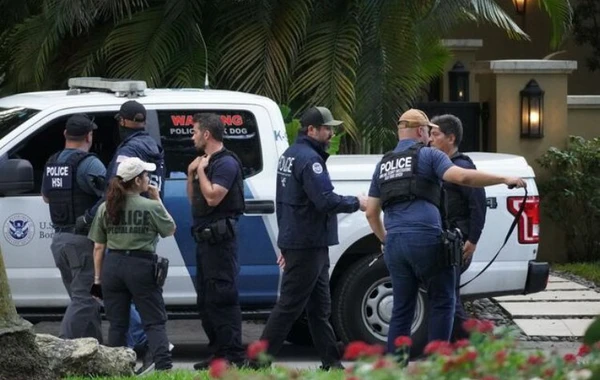 Polis məşhur reperin evlərinə basqın etdi - FOTO