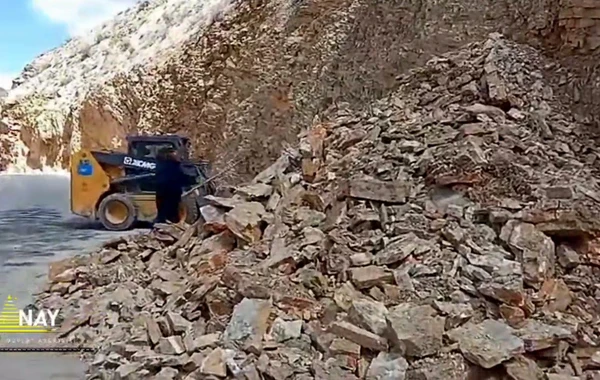 Naxçıvanda avtomobil yolunda uçqun olub - FOTO/VİDEO