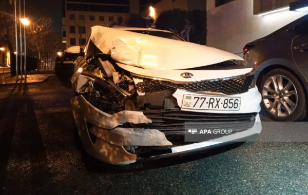 Bakıda “TikTok”er qadınlar qəzada xəsarət aldılar - FOTO