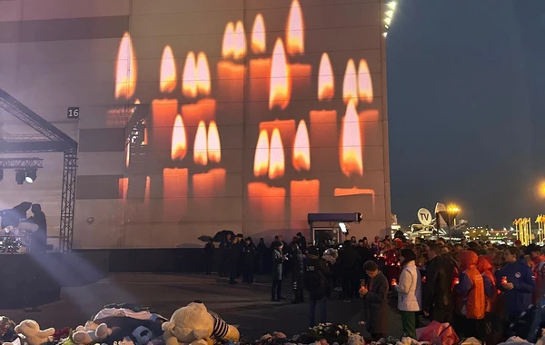 Emin terrorda həlak olanları yad etdi - FOTO