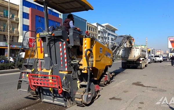 Bakının Əhməd Rəcəbli küçəsi təmir olunur - FOTO