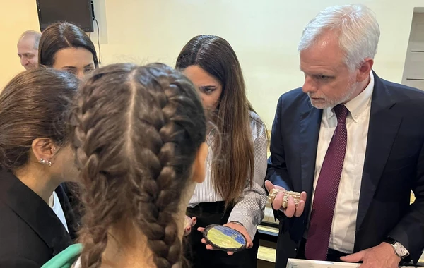 ABŞ səfiri iftar süfrəsinə qatılıb - FOTO