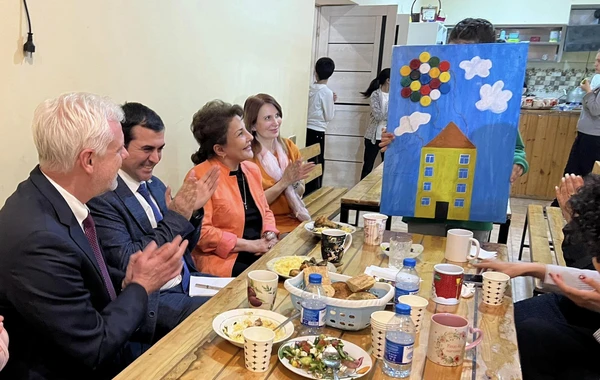 ABŞ səfiri iftar süfrəsinə qatılıb - FOTO
