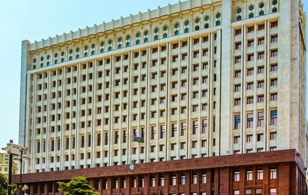 Əfv Məsələləri Komissiyasının iclası keçirilib, 100-dən çox müraciətə baxılıb - YENİLƏNİB