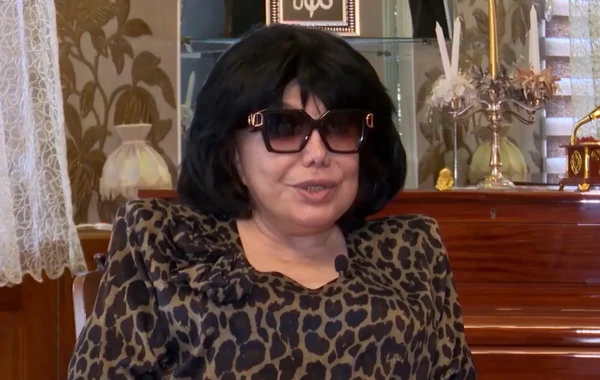 Flora Kərimova plastik əməliyyat qurbanı oldu: "Məni şikəst edib" - VİDEO