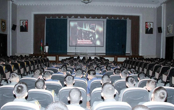 Aprel döyüşlərinin səkkizinci ildönümü ilə əlaqədar tədbirlər keçirilib - FOTO