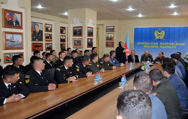 Aprel döyüşlərinin səkkizinci ildönümü ilə əlaqədar tədbirlər keçirilib - FOTO