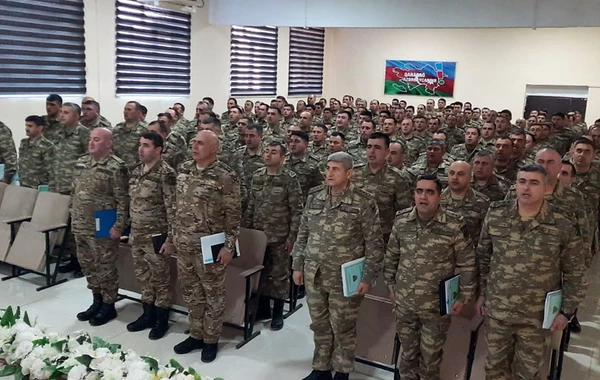 Hərbi hissələrdə birinci rübün nəticələrinə dair yekun iclaslar keçirilib - FOTO
