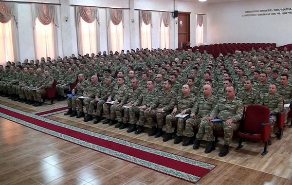 Hərbi hissələrdə birinci rübün nəticələrinə dair yekun iclaslar keçirilib - FOTO