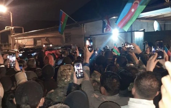Əsgərimizlə vida mərasimi keçirilir - FOTO