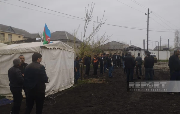 Antiterror əməliyyatında yaralanan və dünən şəhid olan zabit Salyanda dəfn edilib - FOTO