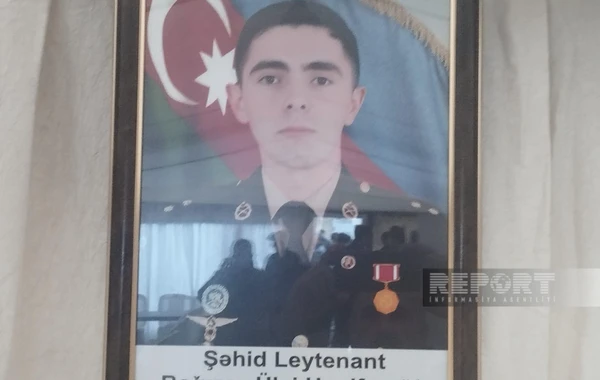 Antiterror əməliyyatında yaralanan və dünən şəhid olan zabit Salyanda dəfn edilib - FOTO