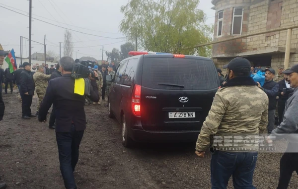 Antiterror əməliyyatında yaralanan və dünən şəhid olan zabit Salyanda dəfn edilib - FOTO