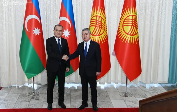 Ceyhun Bayramovun qırğızıstanlı həmkarı ilə görüşü başlayıb - YENİLƏNİB + FOTO